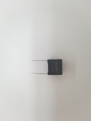 রেডিয়াল প্যাকেজ/কেস MMKP82 টার্মিনাল 104J/630V এর মধ্যে 2Un 1 Os ভোল্টেজের সাথে ক্যাপাসিটর